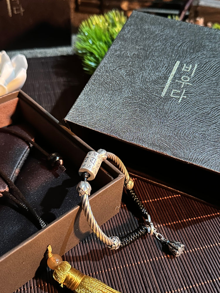 999 Fine Silver Lotus Sutra Mantra Buddhist Bangle Bracelet | Handcrafted Heart Sutra Cuff