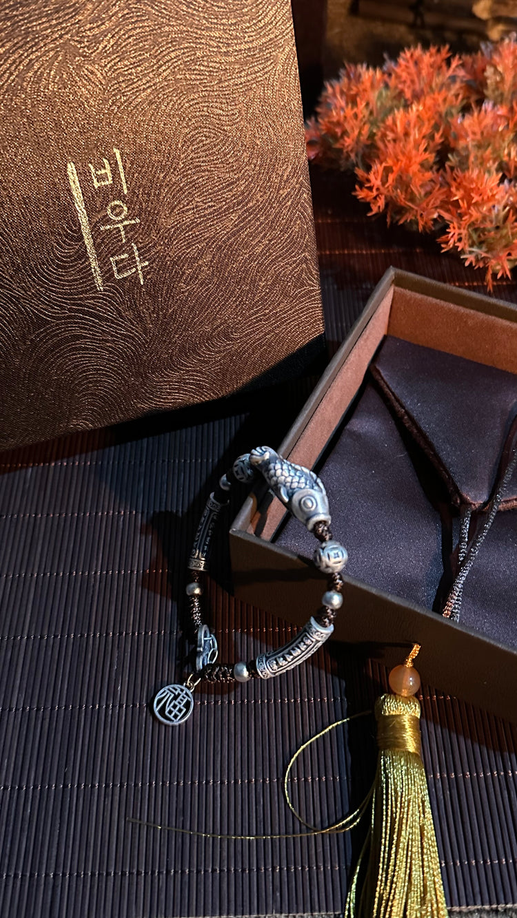 999 Fine Silver Koi Fish Buddhist Chain Bracelet | Handcrafted Prosperity Charm