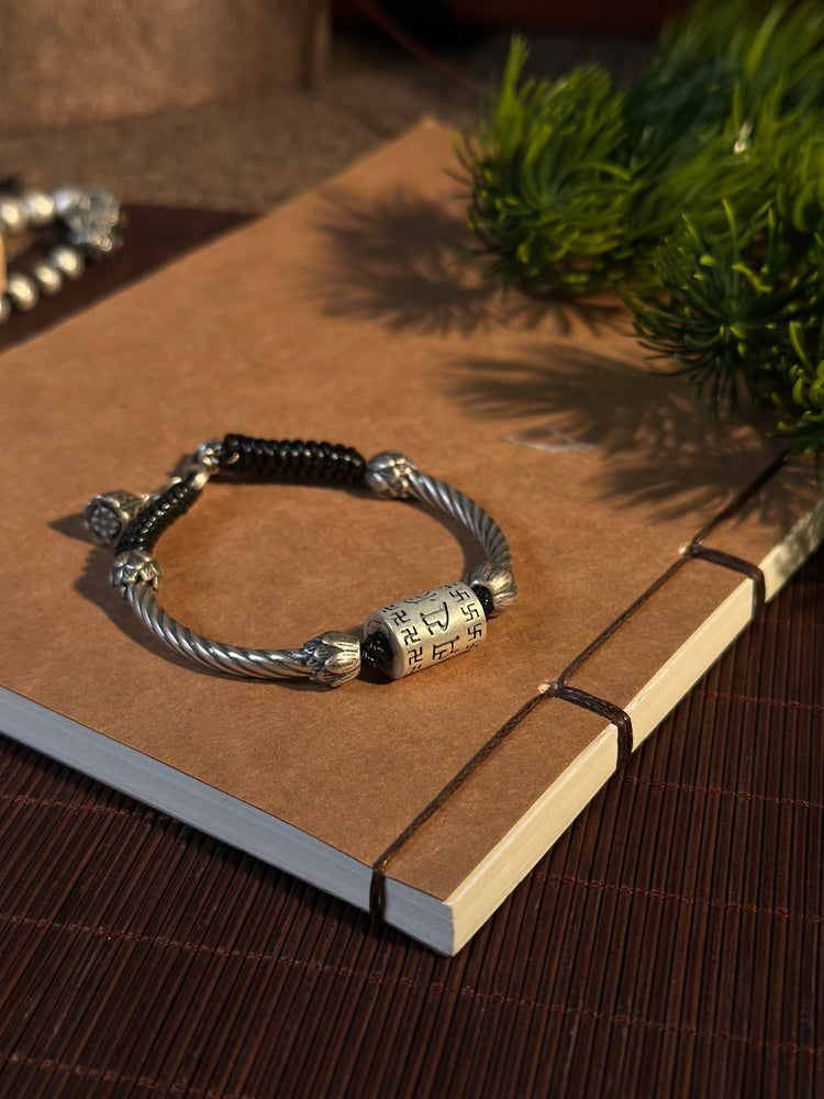 999 Fine Silver Lotus Sutra Mantra Buddhist Bangle Bracelet | Handcrafted Heart Sutra Cuff