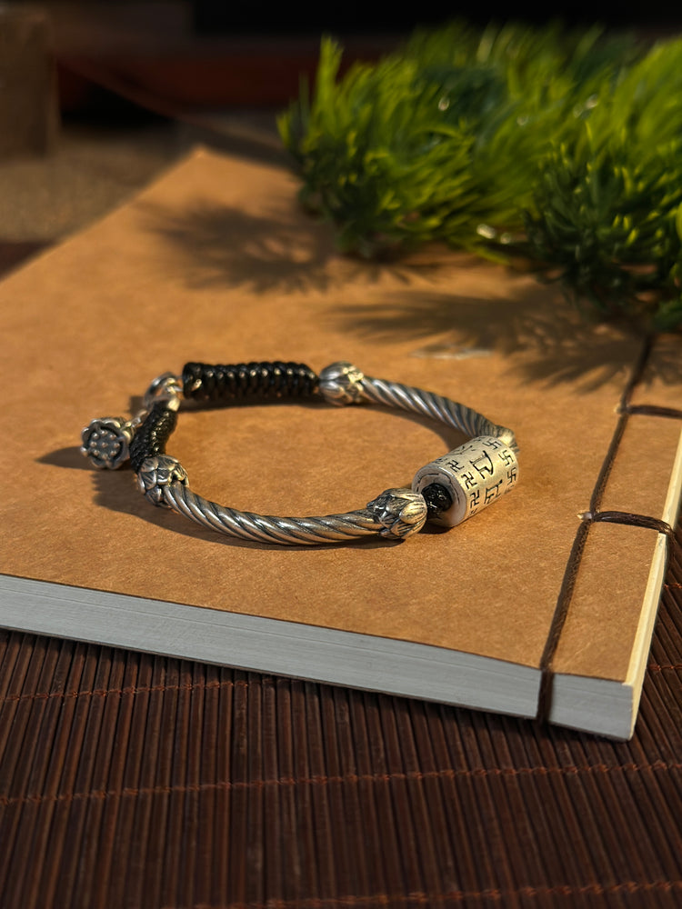 999 Fine Silver Lotus Sutra Mantra Buddhist Bangle Bracelet | Handcrafted Heart Sutra Cuff